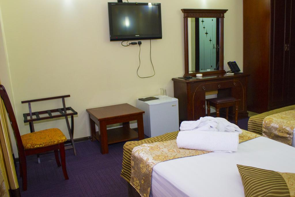 Hotel Vanilla 巴统 客房 照片