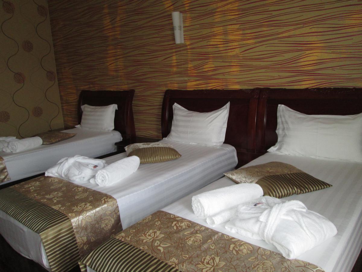 Hotel Vanilla 巴统 外观 照片